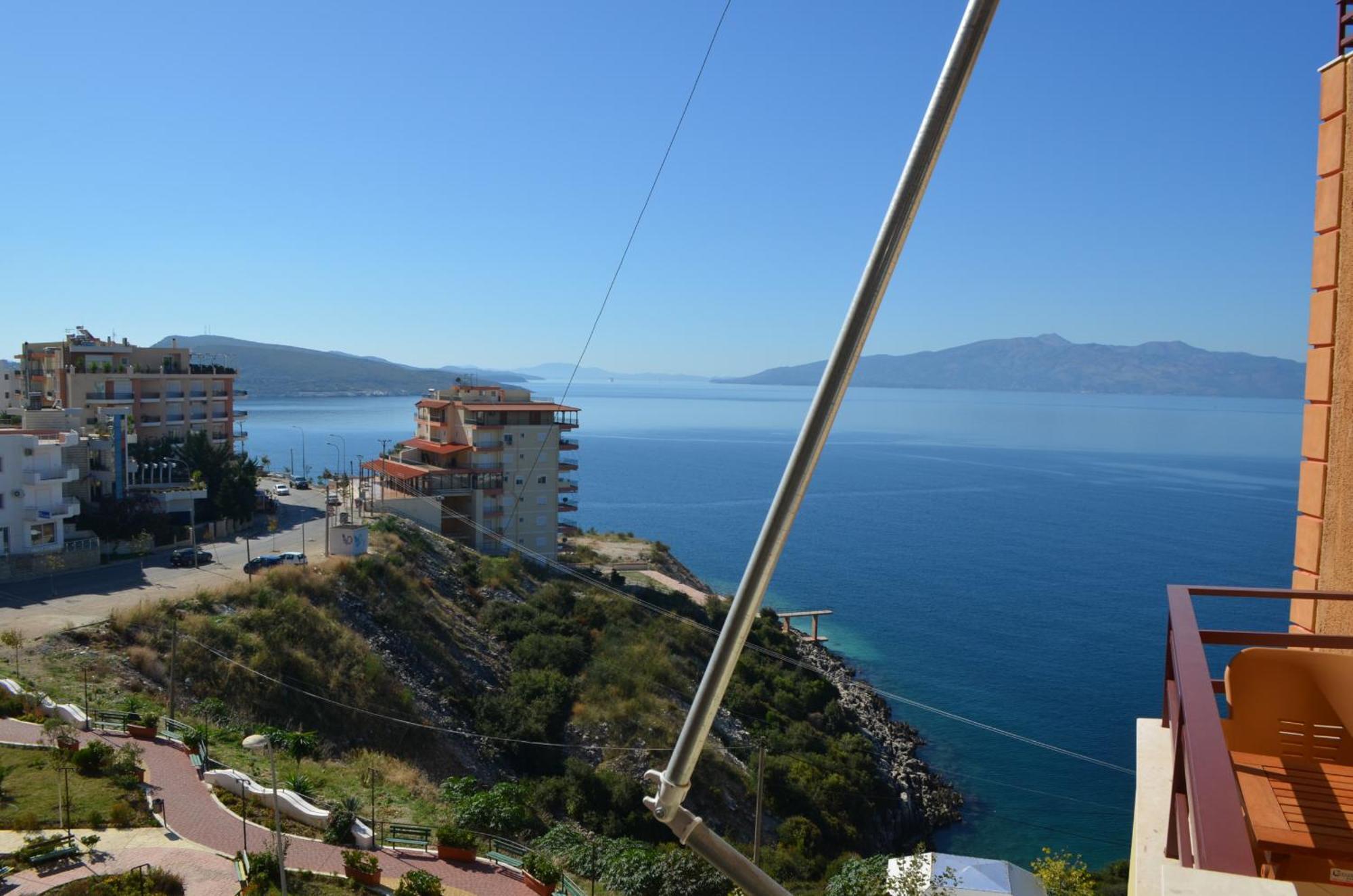 Saranda Holiday Apartments Bagian luar foto