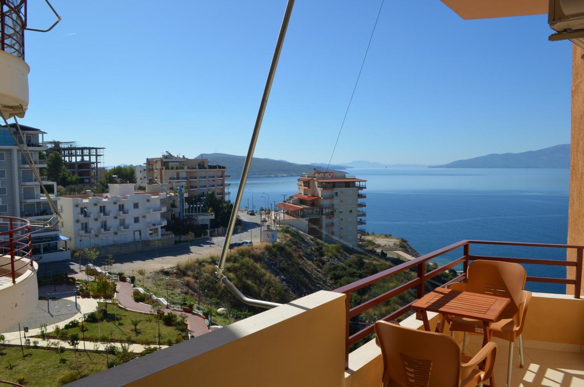 Saranda Holiday Apartments Bagian luar foto