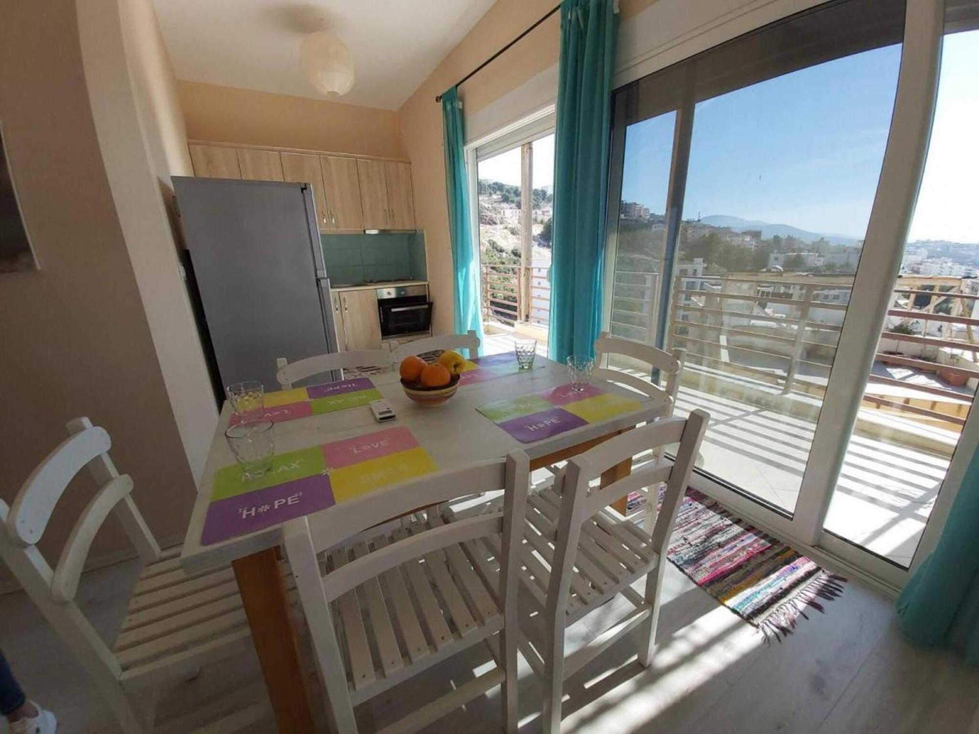 Saranda Holiday Apartments Bagian luar foto