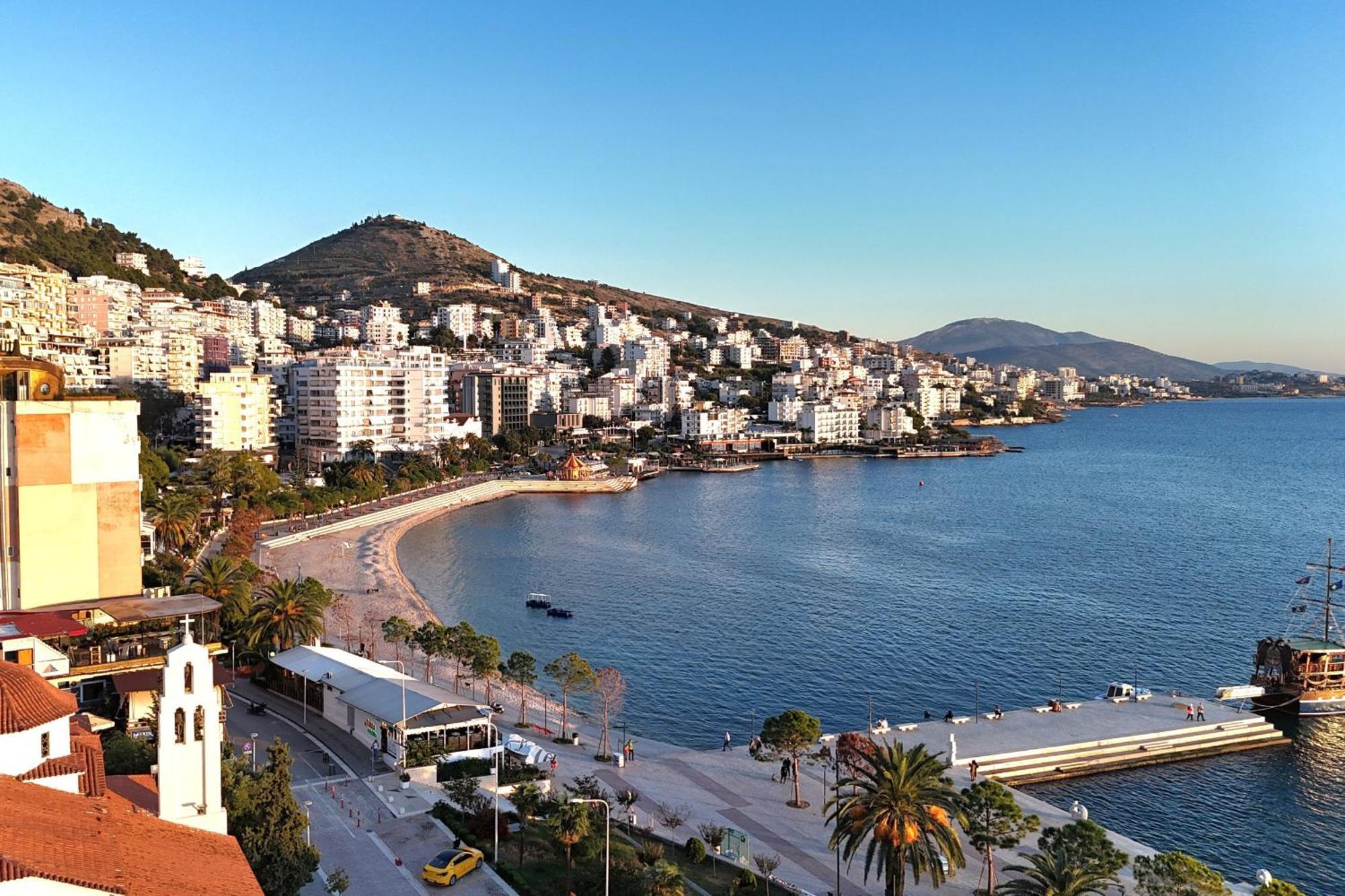 Saranda Holiday Apartments Bagian luar foto