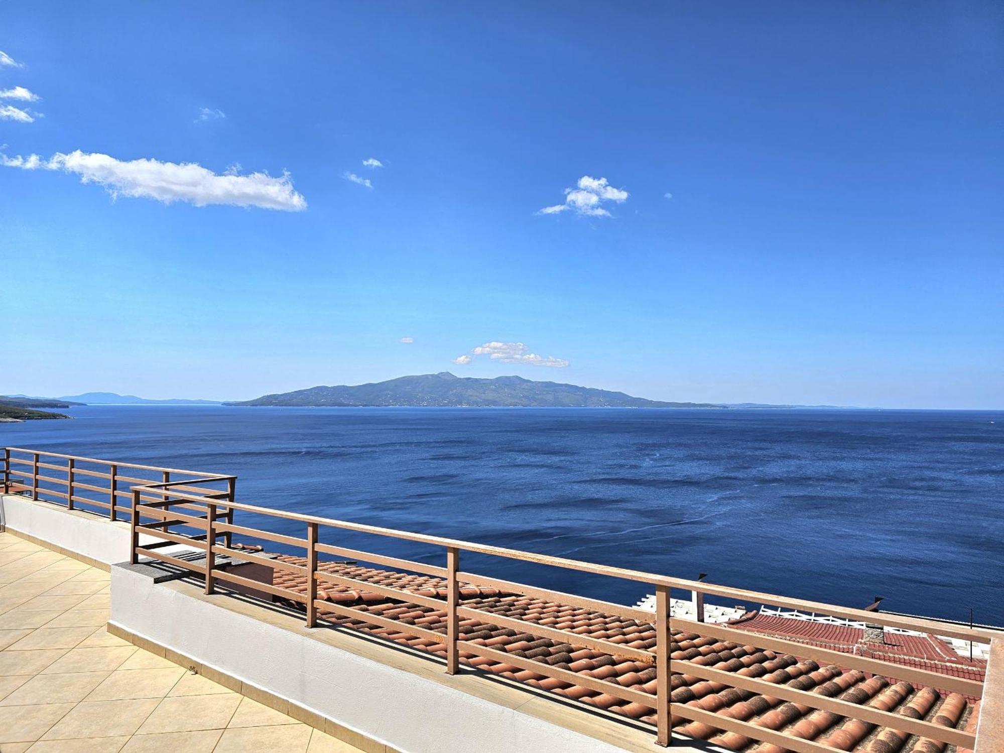 Saranda Holiday Apartments Bagian luar foto