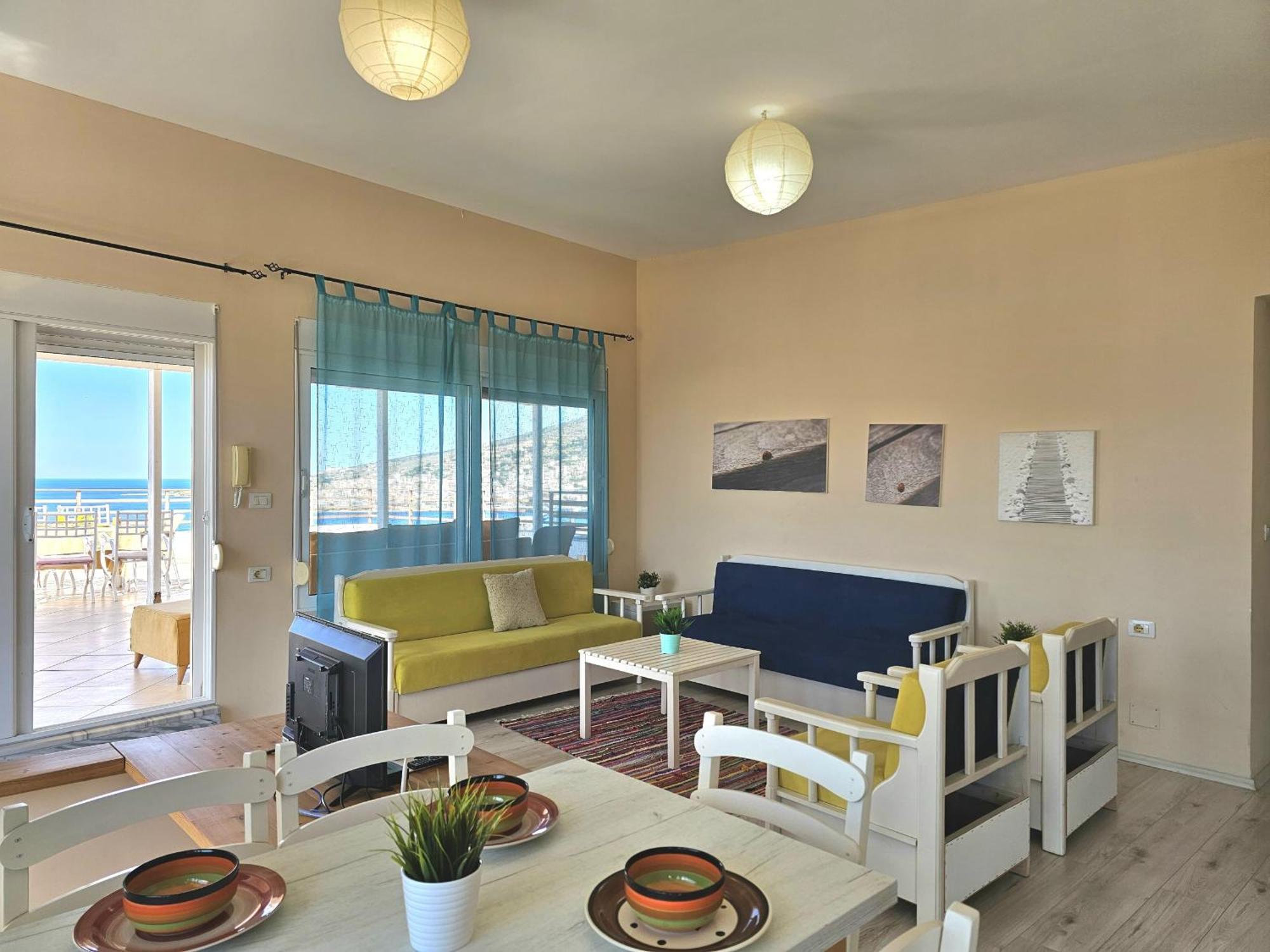 Saranda Holiday Apartments Bagian luar foto