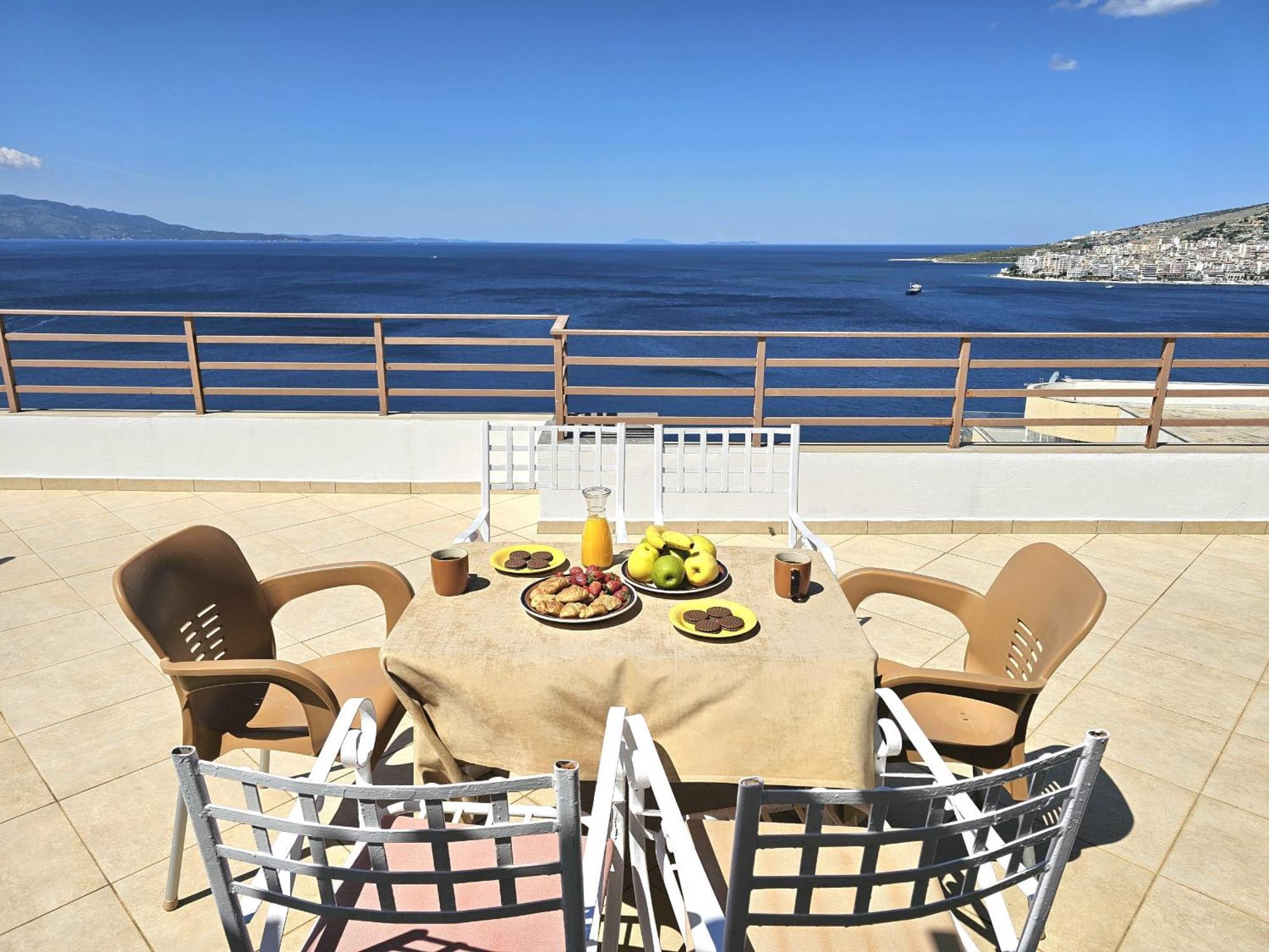 Saranda Holiday Apartments Bagian luar foto